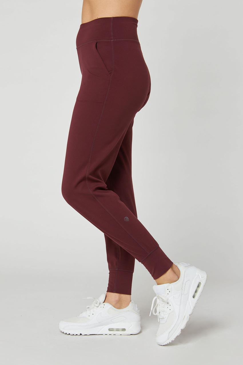 Avenue Vital Full-Length Jogger